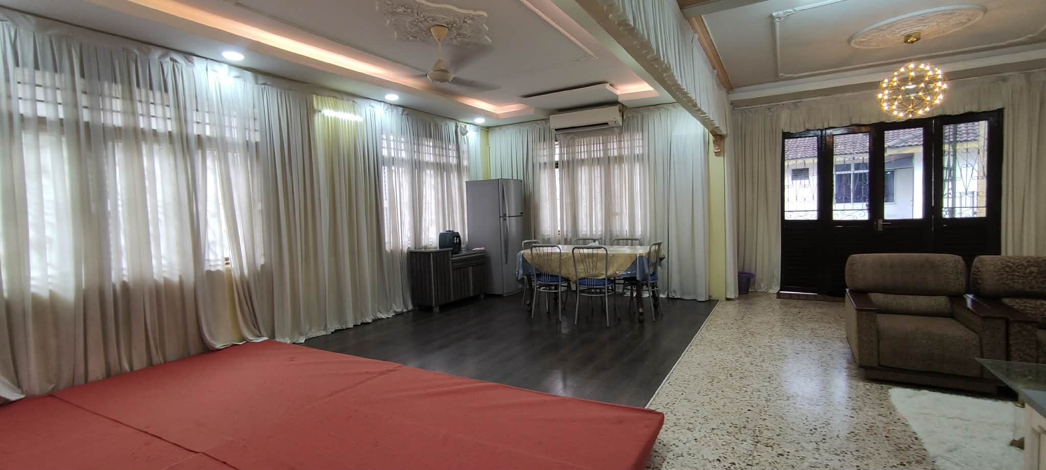 Gallery image 13